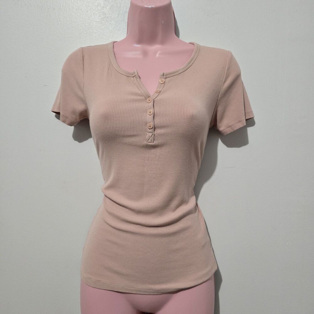 Active Basic - T-Shirt - Preppy Button Collar - Size M - Pink